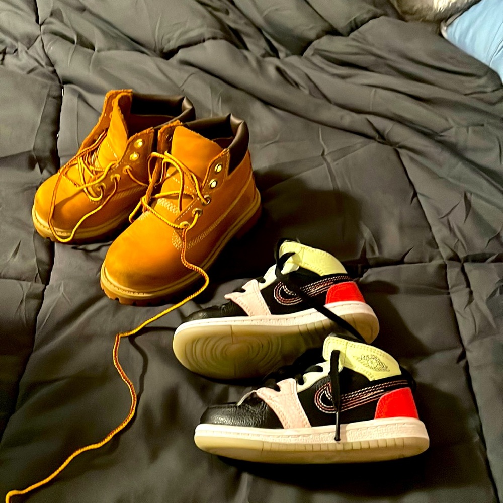 Timberland & Jordan 1s sz 7 toddler